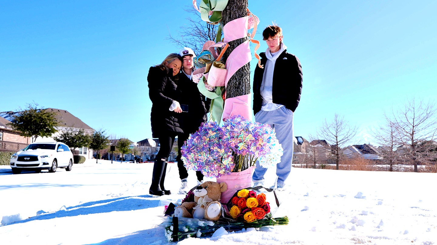 Makeshift memorial at the site of the accident in Frisco, Texas.