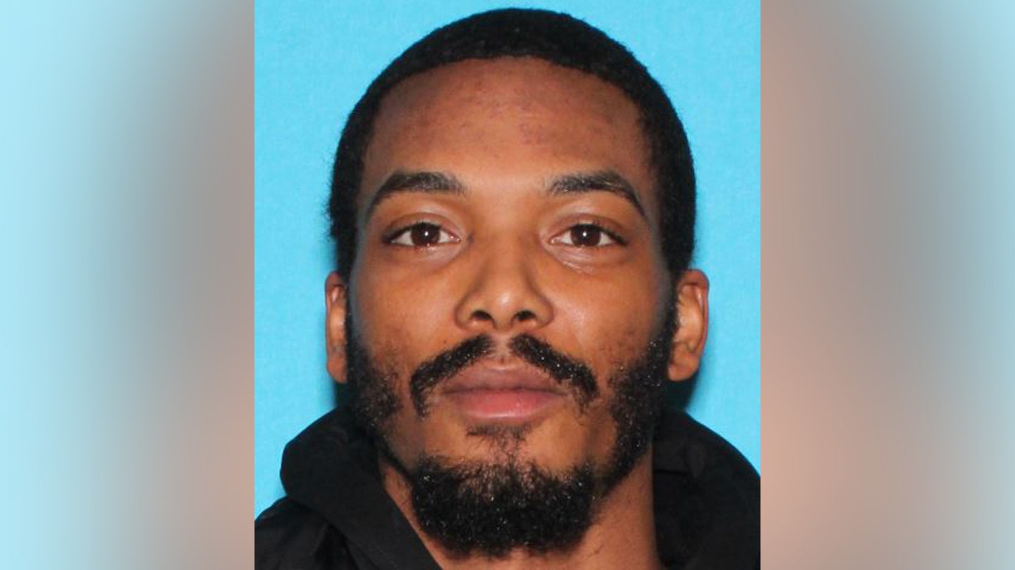 Ex-NFL player missing for 7 months, sister says