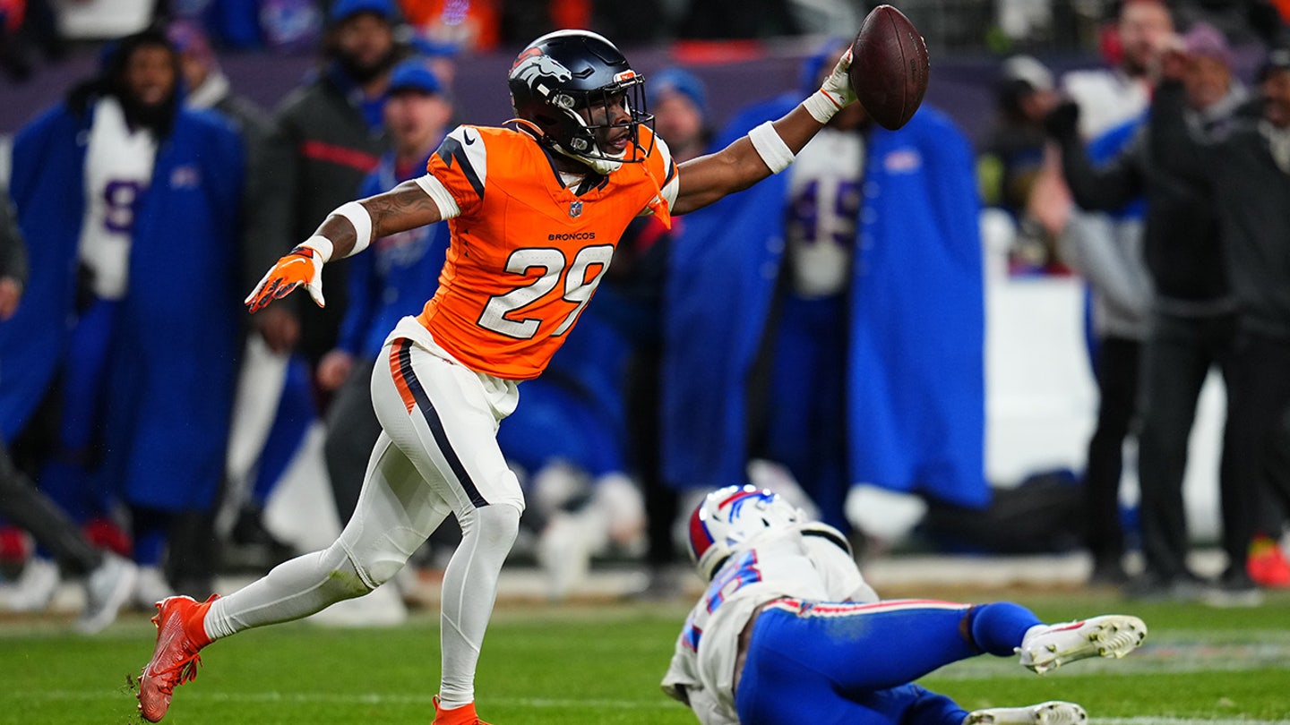 NFL rules analyst defends quick review of controversial Broncos interception: 'Want to move the game along'
