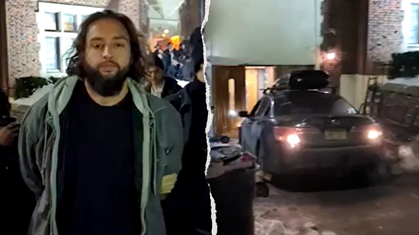 Image of car ramming into Chabad headquarters