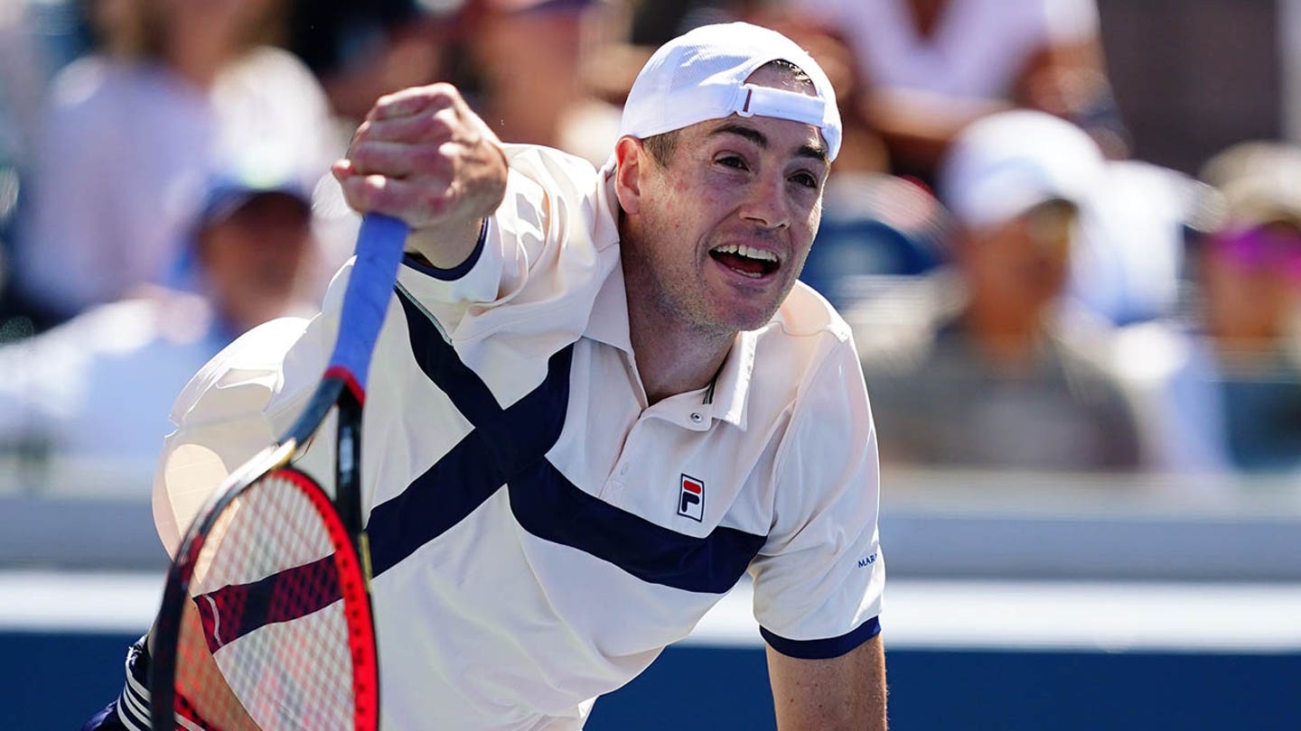 Ex-American tennis stars rip reporter over question to Amanda Anisimova