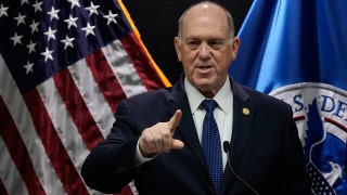 Homan announces drawdown of federal presence in Minnesota, hails 'unprecedented cooperation' from local police