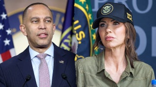Jeffries says DHS Secretary Noem 'should be run out of town' amid ICE shooting backlash