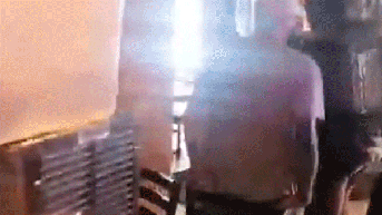 Video shows federal agents fleeing restaurant after confrontation with hostile diners - Fox News