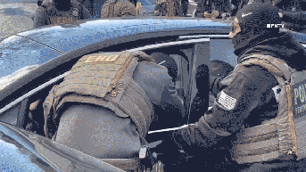 Federal agents clash with agitators in Minnesota amid violent anti-ICE unrest - Fox News