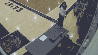 Moms unleash fury as chaotic brawl descends upon Catholic youth basketball game - Fox News