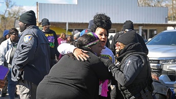 Shooting at Mardi Gras parade leaves multiple people injured: reports - Fox News