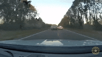 Sex offender tries to grab deputy's gun during traffic stop with missing child - Fox News