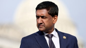 Dem presidential hopeful's longtime ally exposed for deep ties to CCP officials - Fox News