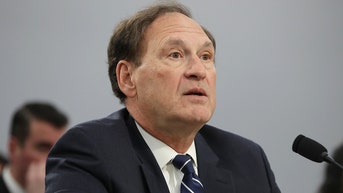 Alito lanza una grave advertencia a Estados Unidos en su contundente voto particular sobre la ciudadanía por nacimiento - Fox News