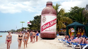 Officials change travel alert for spring break hot spot while warning of 'sexual assaults' - Fox News