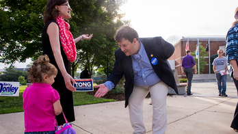 Democrats push bill blocking ICE near polling places — despite clear constitutional conflict