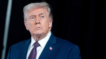 Estados Unidos intensifica las sanciones contra funcionarios iraníes mientras Trump baraja opciones militares.