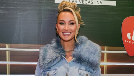 Brittany Aldean enjoys girls' trip in beachside bikini snaps