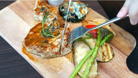 Red meat in spotlight as study points to lean pork's benefits for older adults