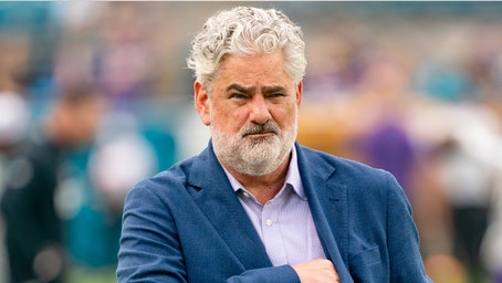 Vikings announcer steps away from radio show after comments about paid protesters