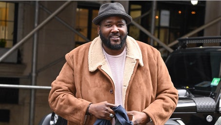 ‘Blind Side’ star Quinton Aaron on life support after severe blood infection, wife says he's 'a fighter'