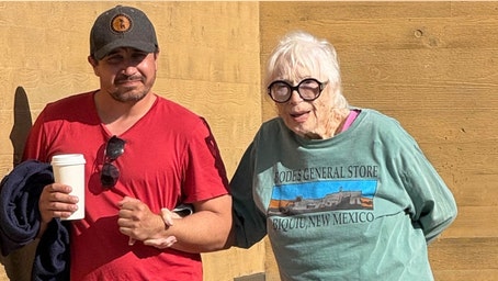 Shirley MacLaine makes rare public appearance in Los Angeles at age 91