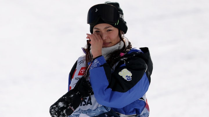 Shaun White, Chloe Kim: The tricks behind snowboard tricks