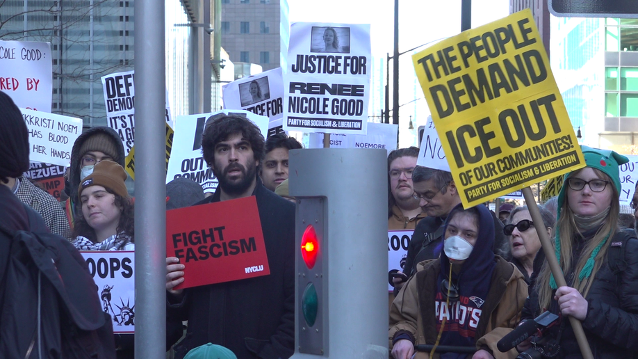 Socialist protestation  motion   astatine  anti-ICE lawsuit   successful  NYC