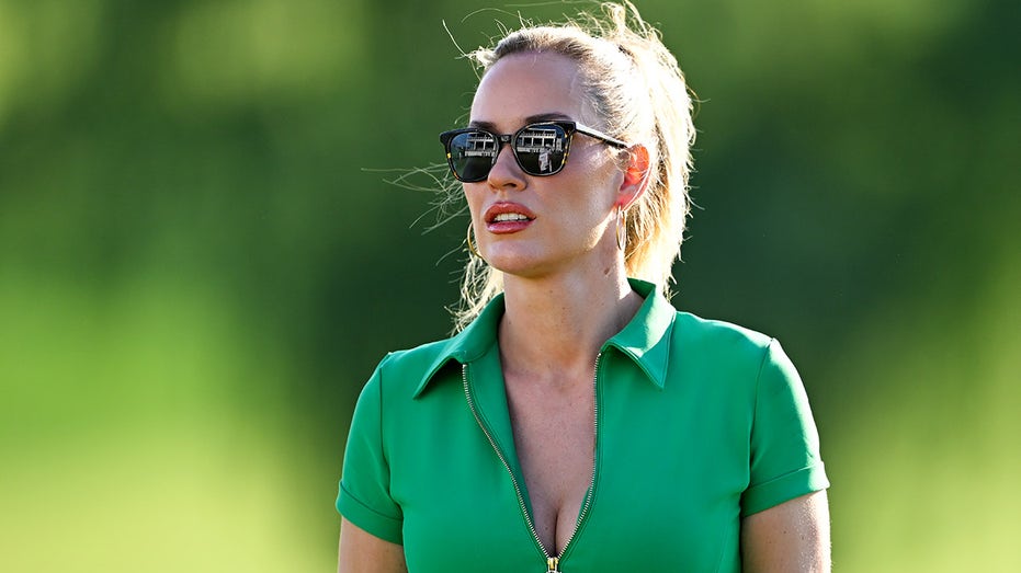 Paige Spiranac has social media buzzing over her latest golf attire, Iowa fan pukes her brains out & crab hash