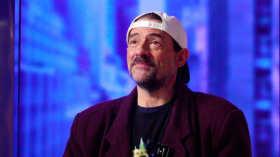 Director Kevin Smith says podcasting medium became 'a waste,' lost its soul when it became political