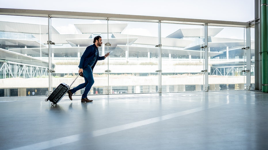 Major airline expands passenger test that holds flights to help prevent missed connections