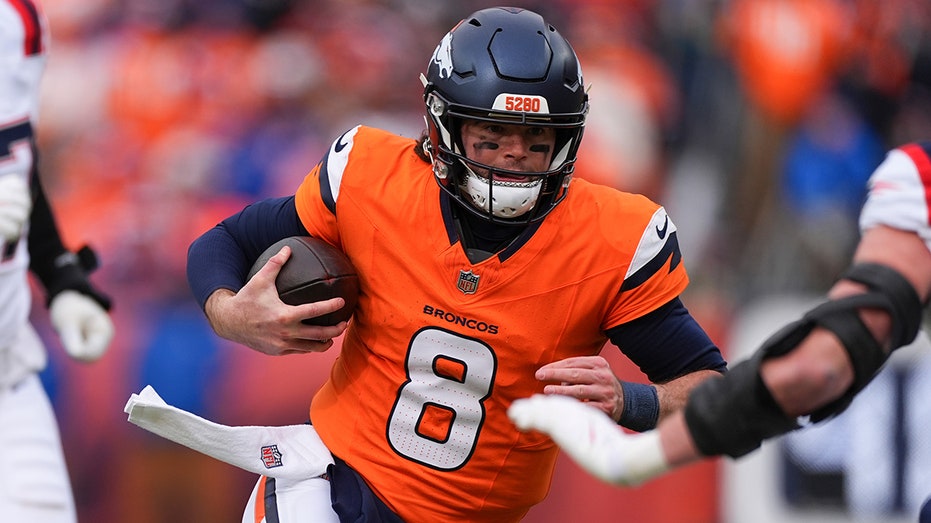 Broncos' Jarrett Stidham impresses with TD drive early in AFC title game but makes costly mistake