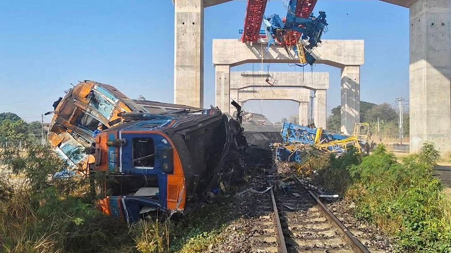 THAILAND CRASH: Crane COLLAPSES, Train DEVASTATED – Multiple Dead!
