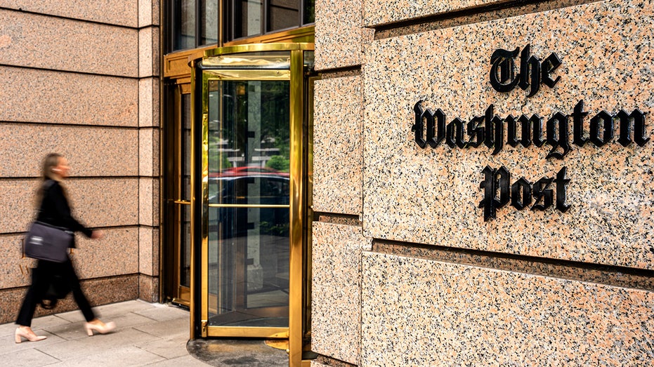 Washington Post urges government return materials seized from reporter during FBI search