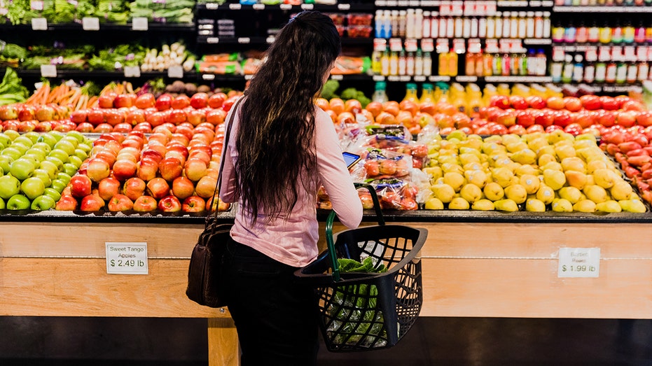 The zero-calorie sugar substitute you're using may do more than sweeten food, study says