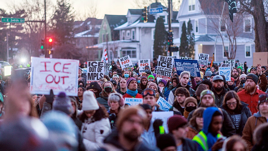 Left-wing groups mobilize protests after fatal ICE shooting in Minneapolis and more top headlines