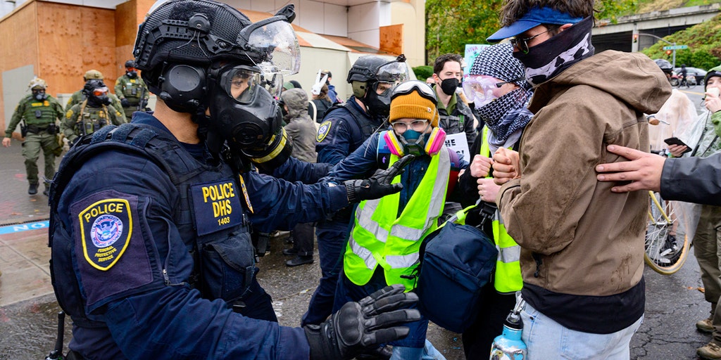 Portland man sentenced to 30 months in prison for throwing rock at ICE officer during protest