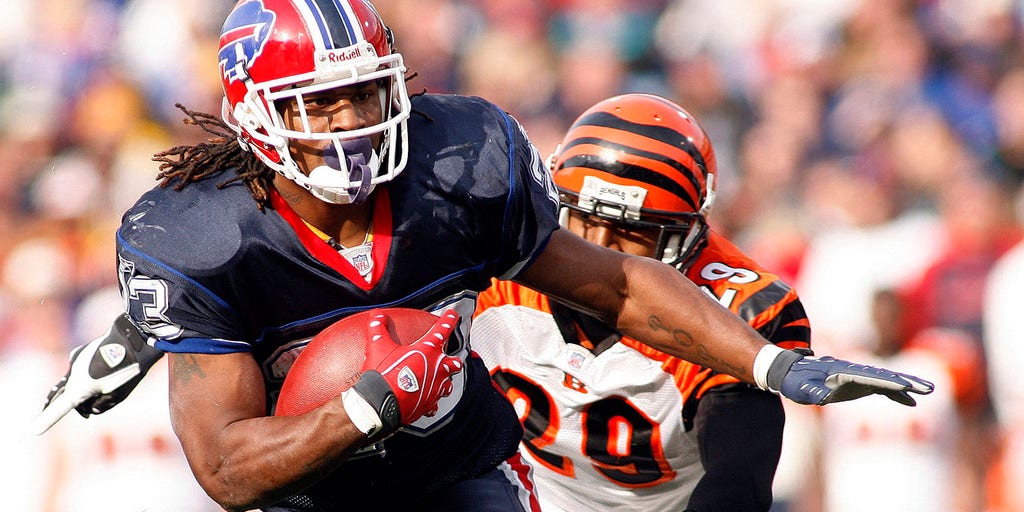 Ex-NFL star dishes on Bills dysfunction early in his career | Fox News