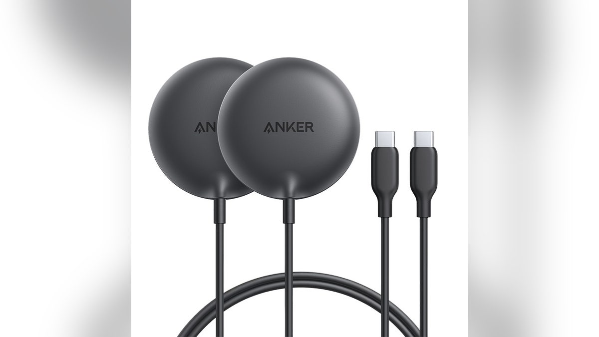 Carregue seu telefone sem cabos volumosos.