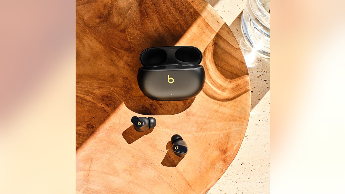 With up to 36 hours of battery life, these headphones last days.