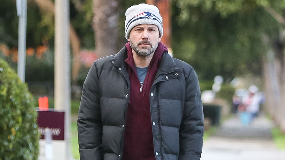 Ben Affleck in a Patriots beanie walking in Los Angeles in February 2019.