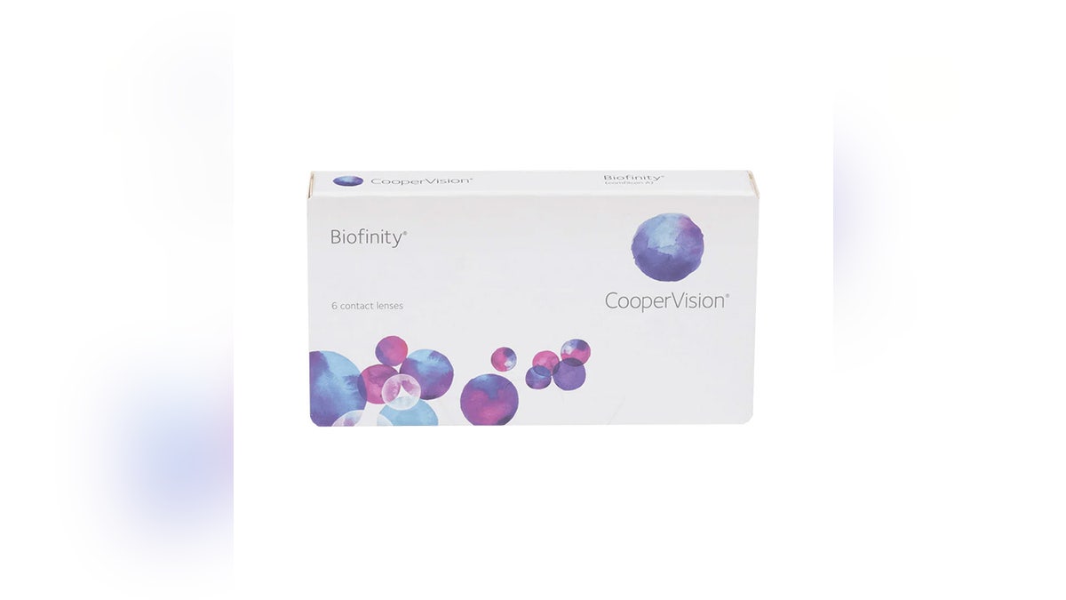 Lenti mensili disponibili nelle opzioni monofocale, torica e multifocale.