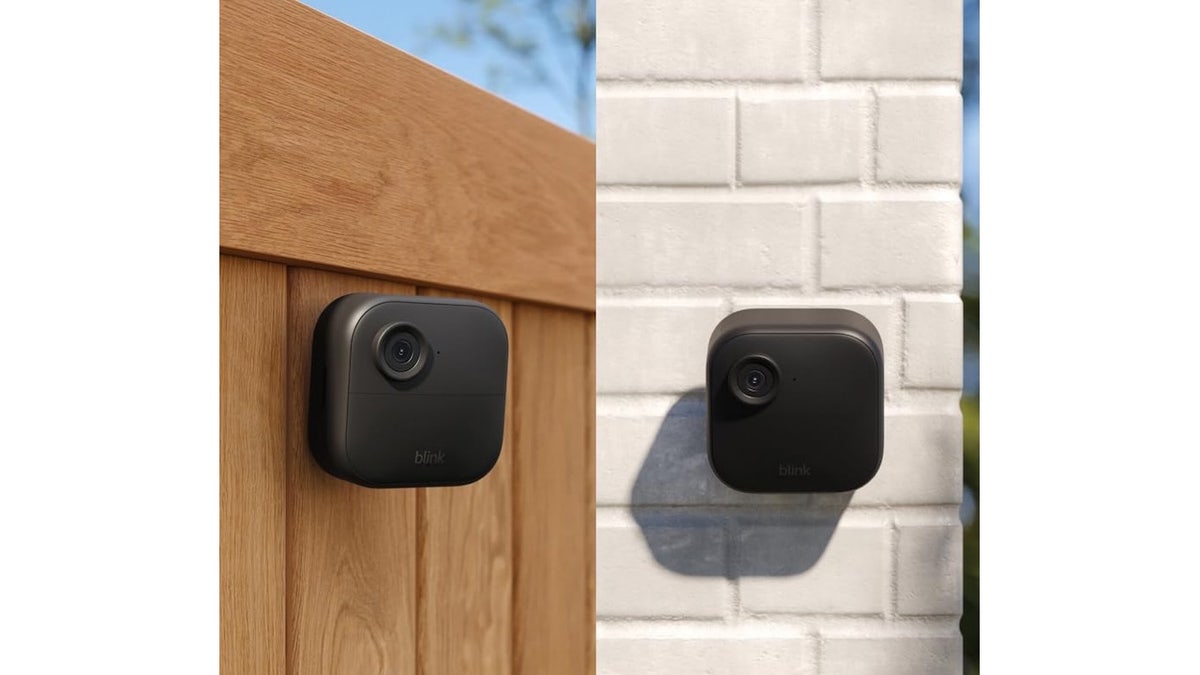 These four cameras operate up to 1,000 feet apart.