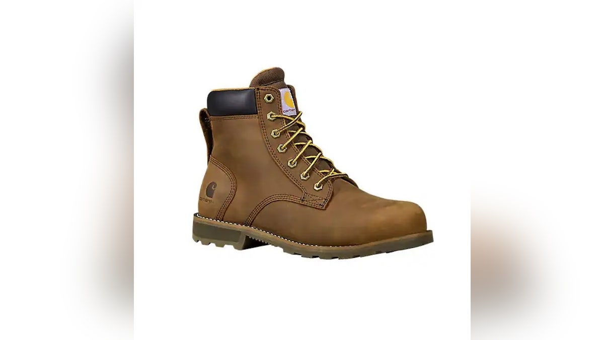 Rain Defender technology makes these boots completely waterproof.