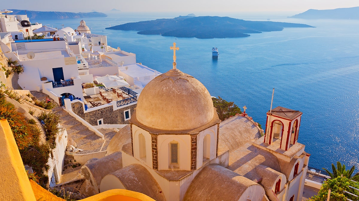 Celebrity Cruises emetterà rimborsi e crediti