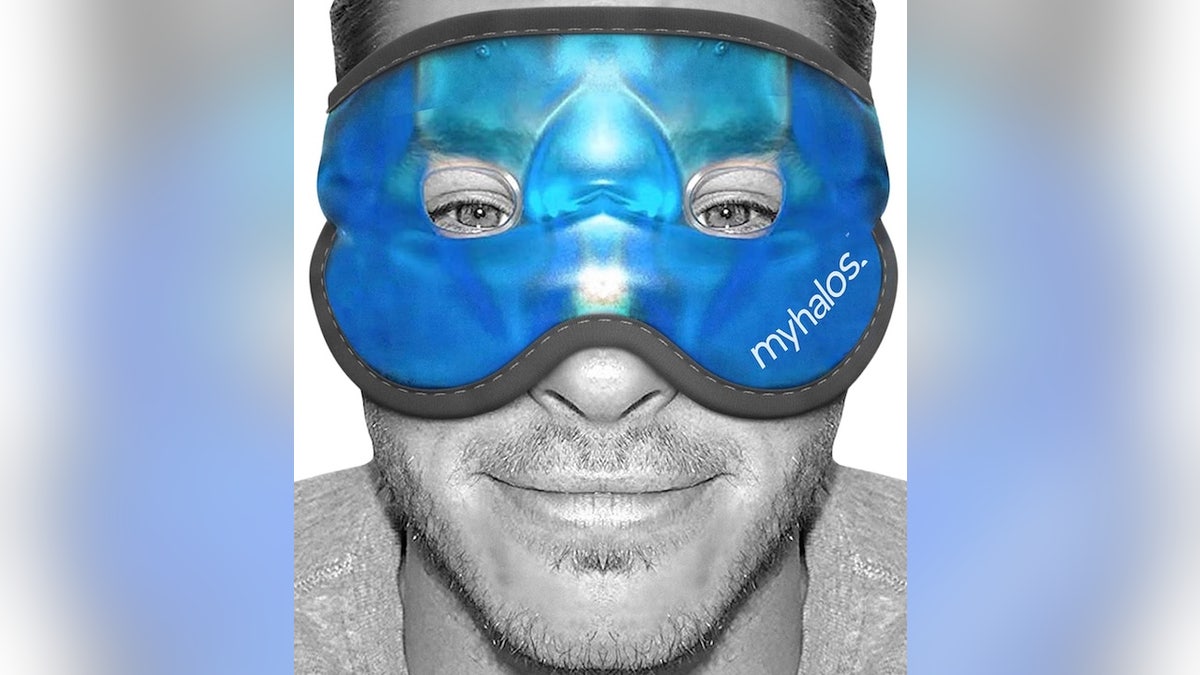 Store this cold mask in the refrigerator.