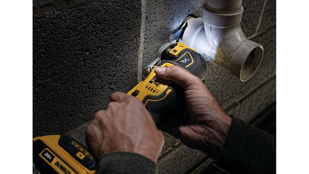 Tackle a number of tasks with this multi-tool.