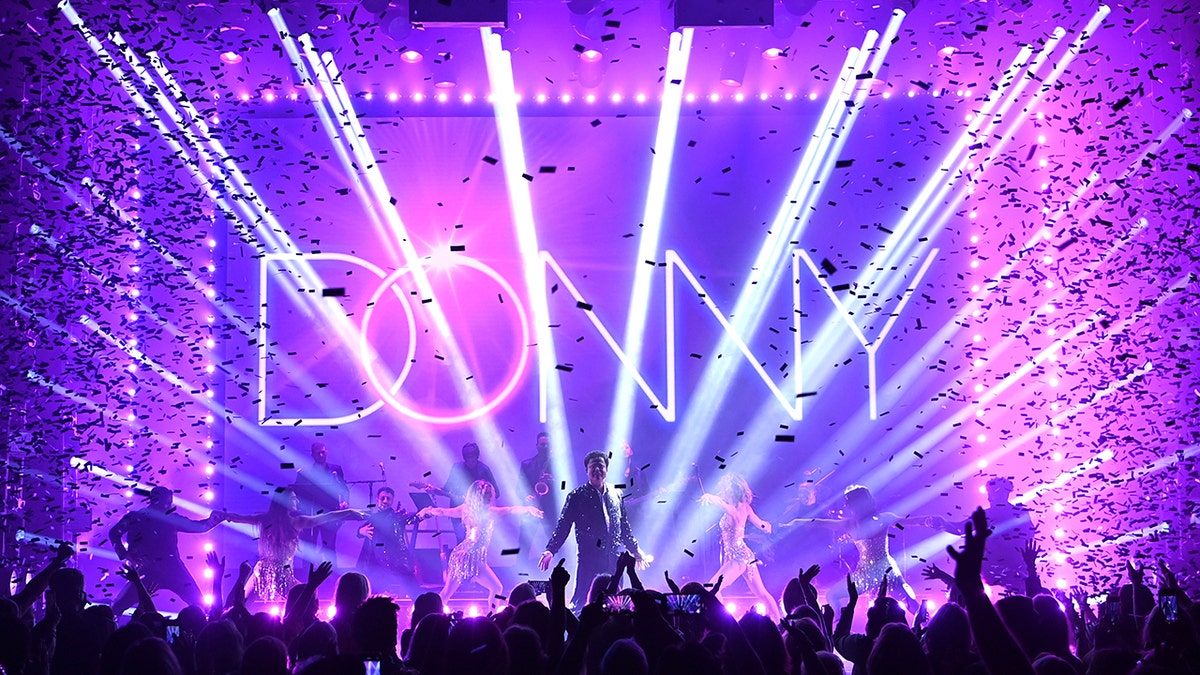 O primeiro show de residência solo de Donny Osmond