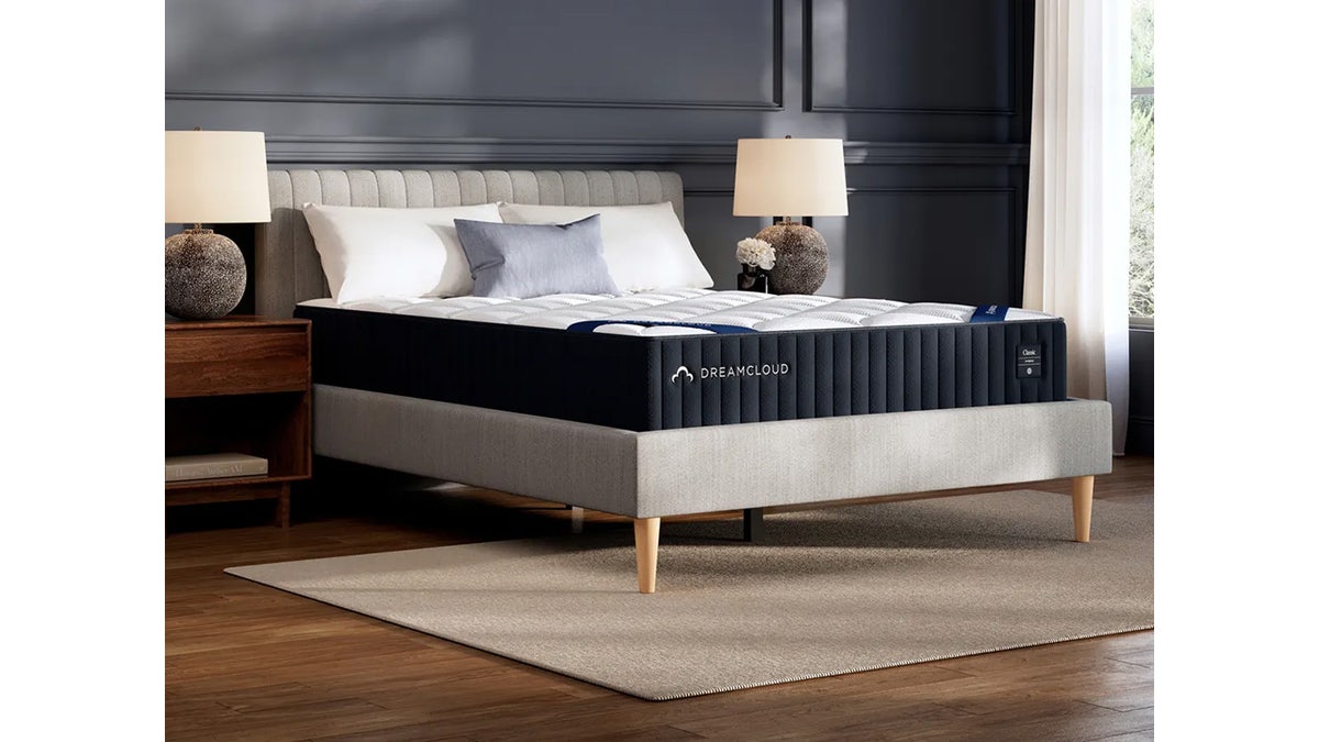 This firm mattress supports you while you sleep.