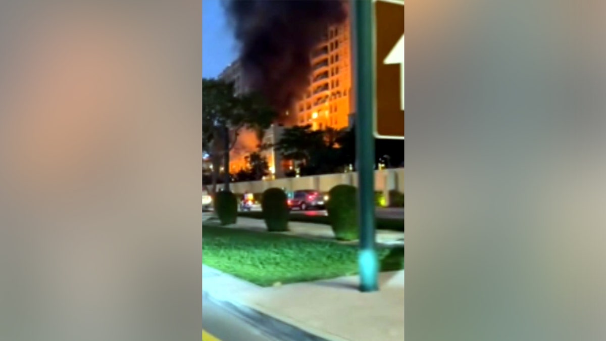è scoppiato un incendio in un hotel a Dubai