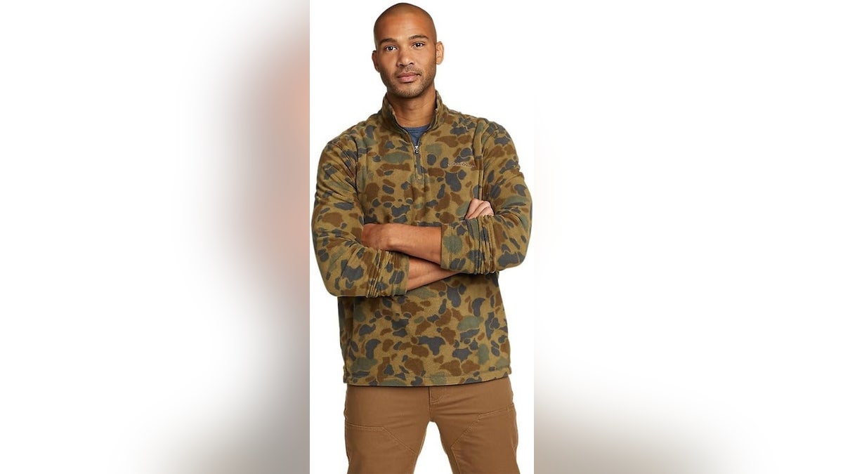 Stylish and lightweight, this hoodie is professional but rugged.