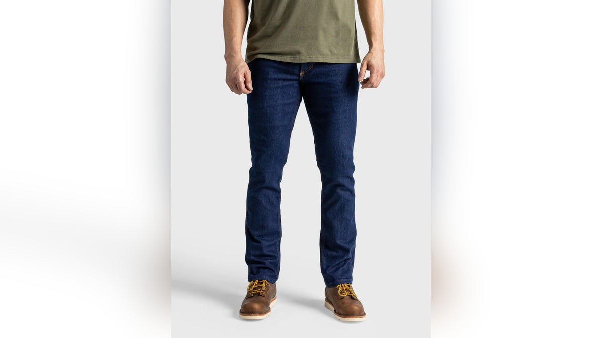 These workwear jeans are built strong. 