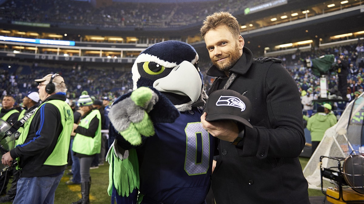 Joel McHale at a Seahawks game in January 2015.