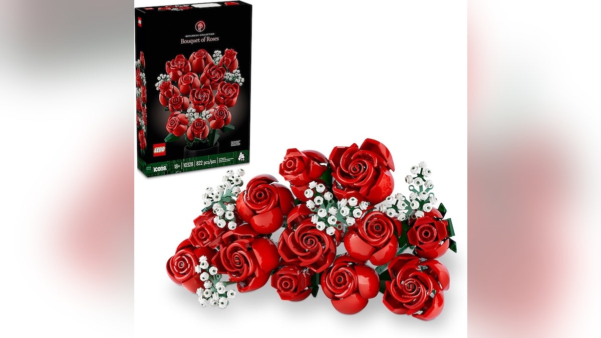 Show that your love is never-ending with this bouquet that never dies.